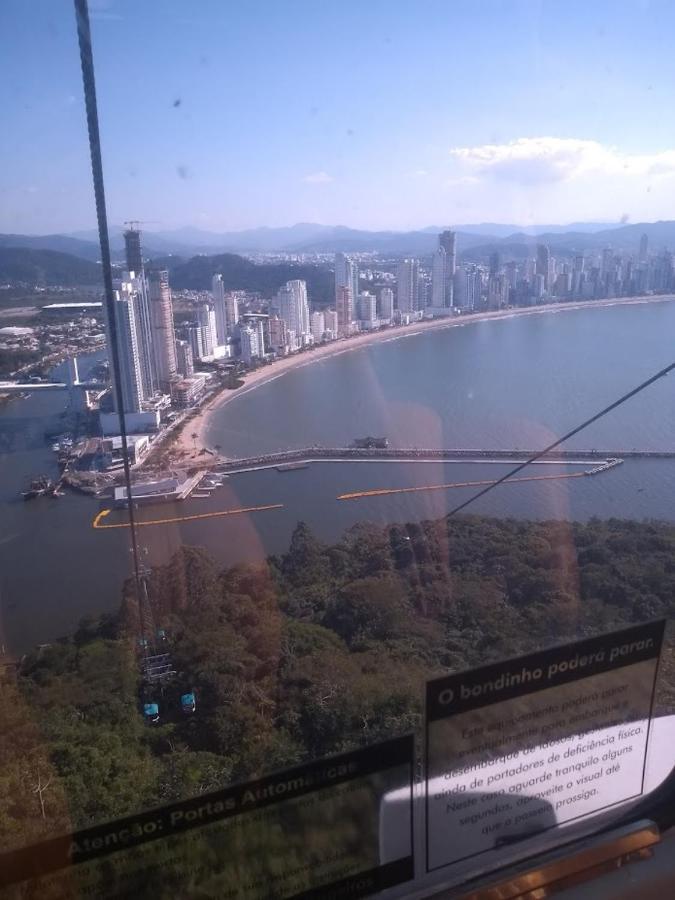 Hospedagem Domiciliar Alternativa Balneario Camboriu Bagian luar foto