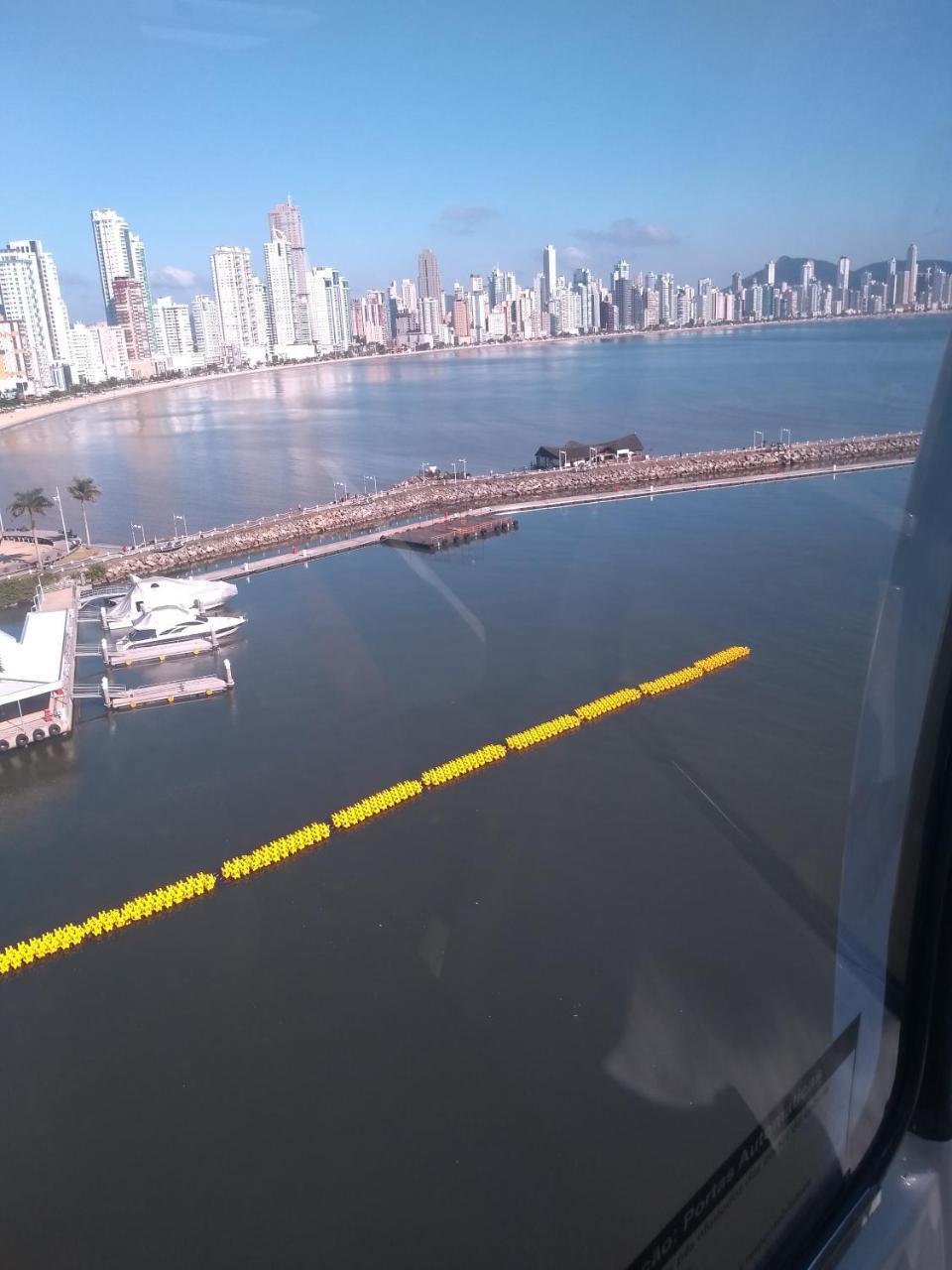 Hospedagem Domiciliar Alternativa Balneario Camboriu Bagian luar foto